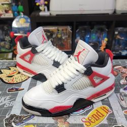 Jordan 4 Retro
Red Cement Size 8.5