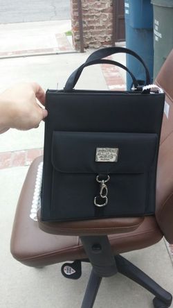 Dkny purse