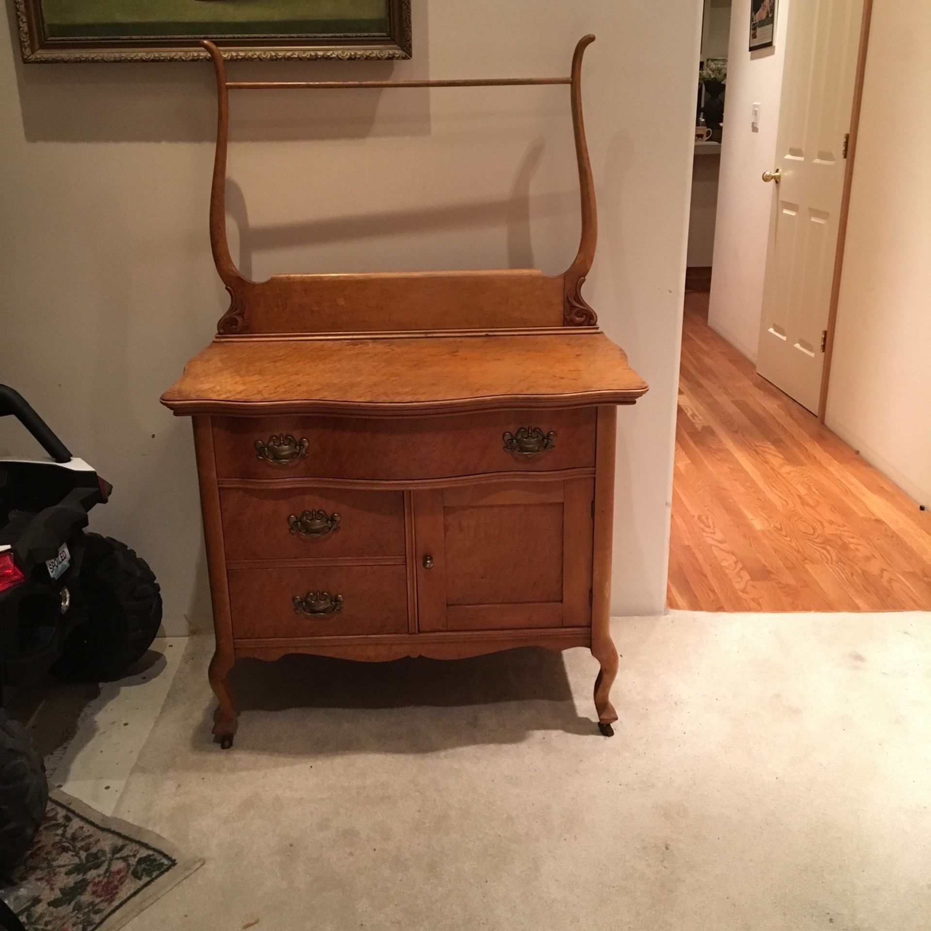 Antique Wash Stand