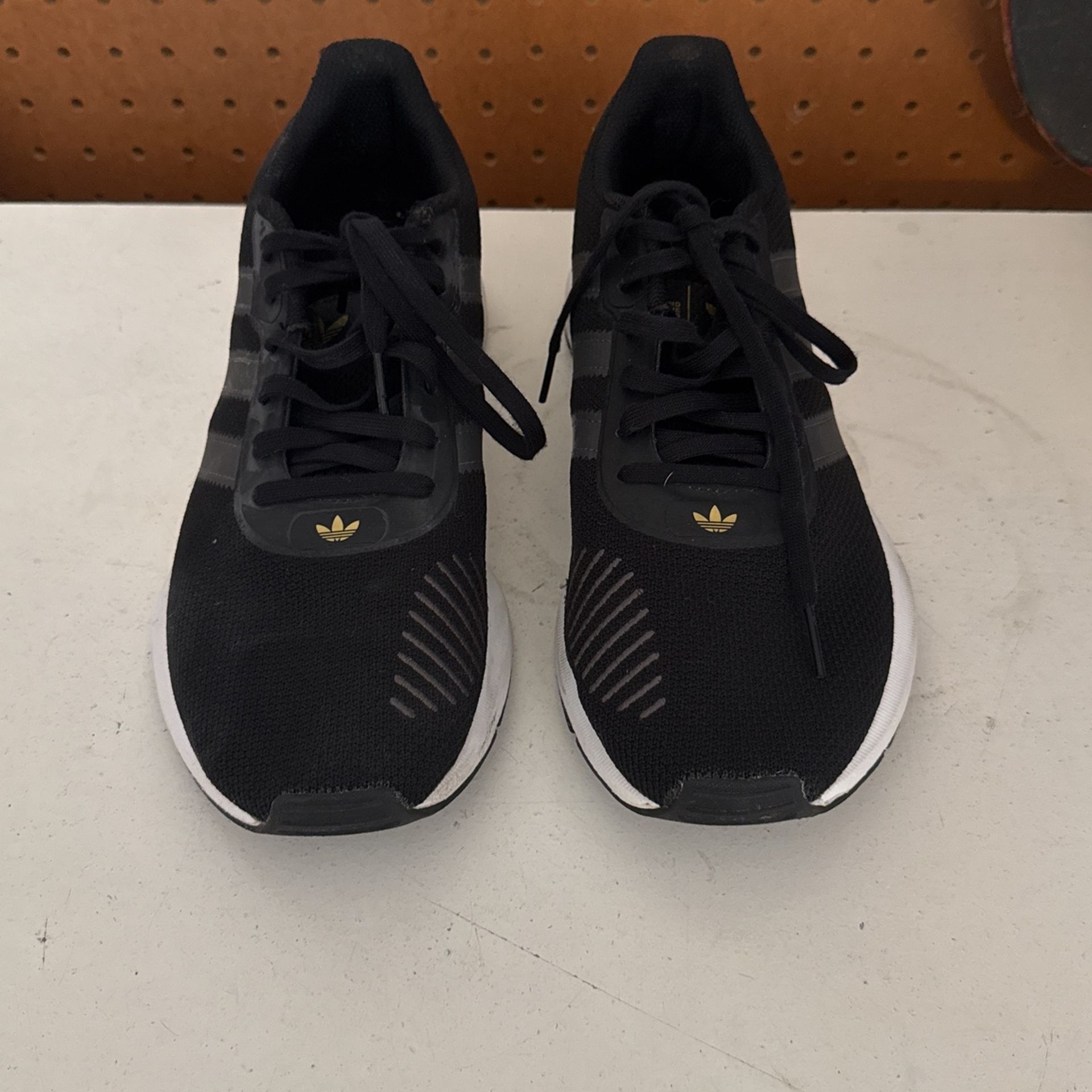 WOMENS ADIDAS