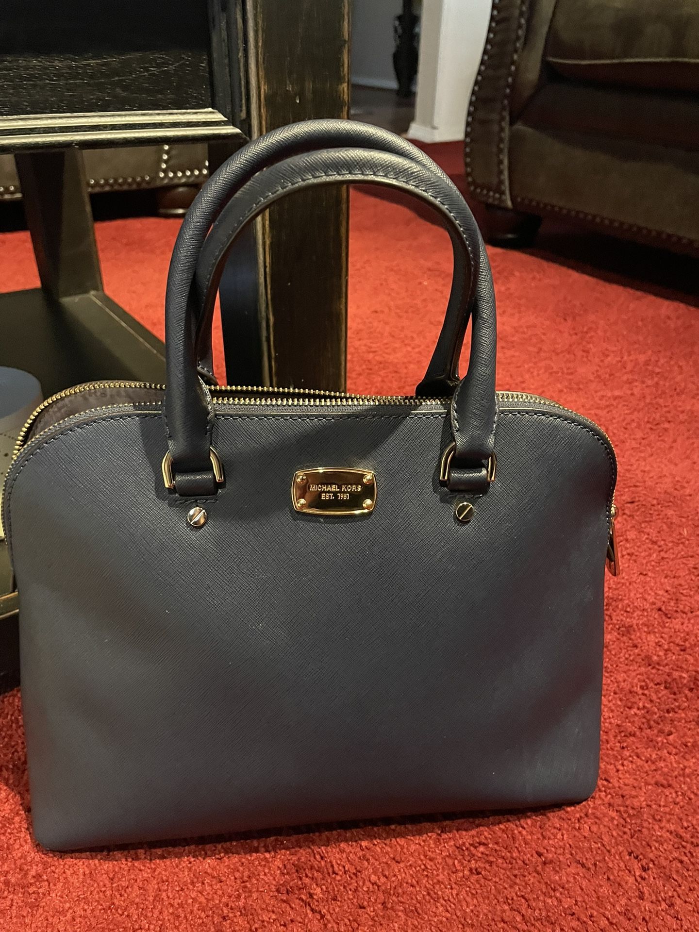 Michael Kors Satchel Medium Like New