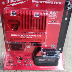 Milwaukee M18 18v Battery And Charger 