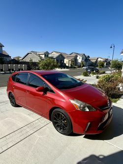 2012 Toyota Prius V