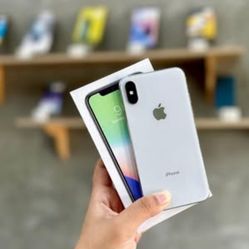 iPhone X Unlocked With Warranty ☺️ 