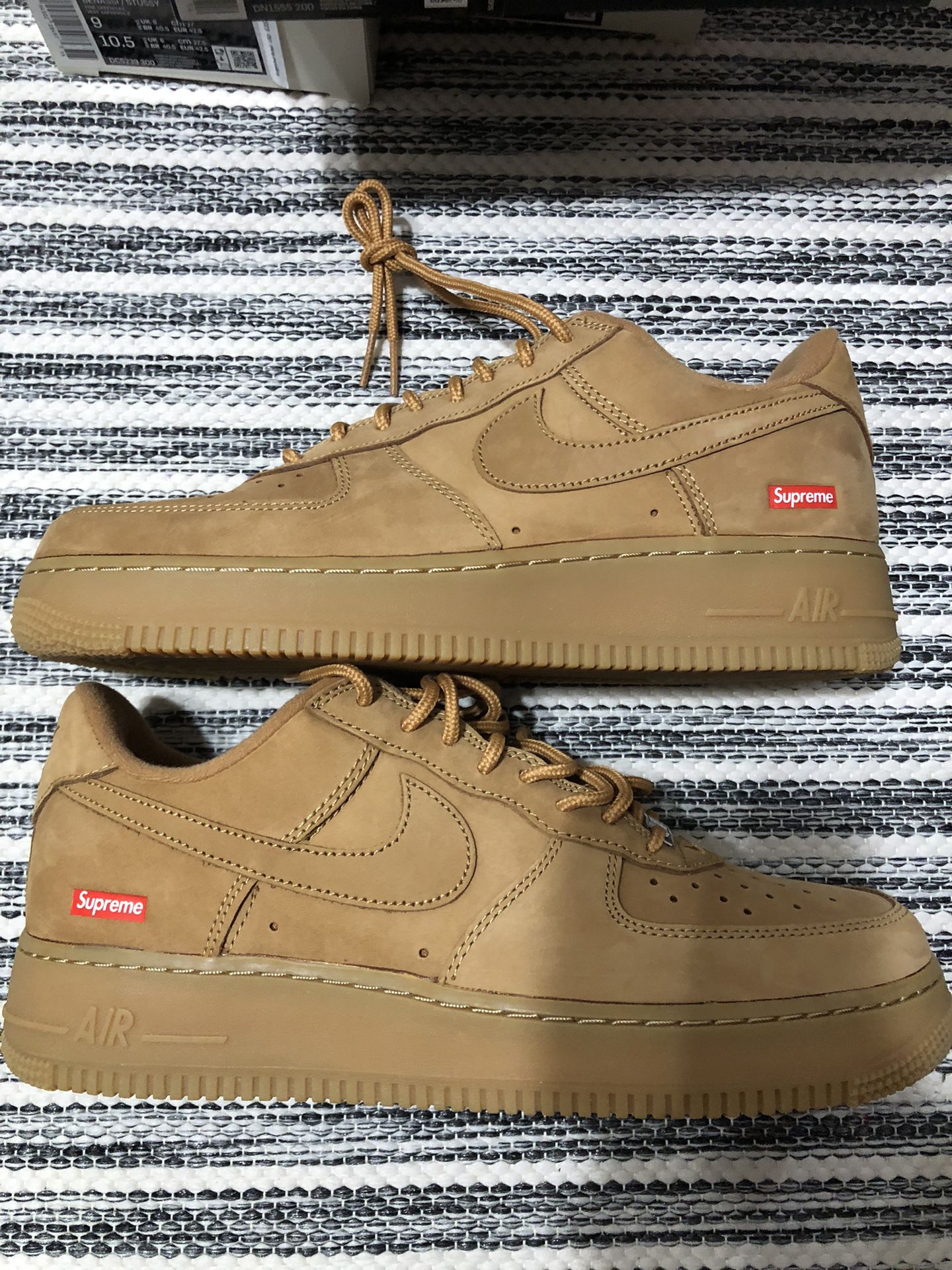 Supreme x Nike Air Force 1 Low Wheat Details