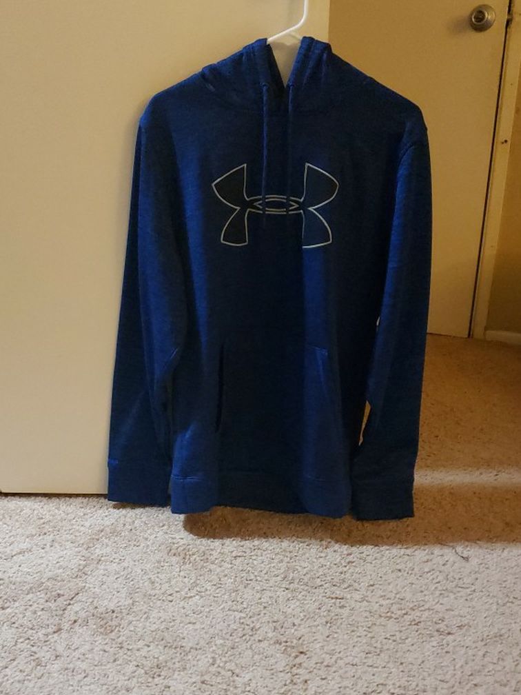Under Armor Sweatshirt Medium
