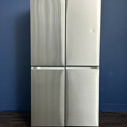 Samsung 23 cu. ft. Smart Counter Depth 4-Door Flex Refrigerator with Beverage Center and Dual Ice Ma