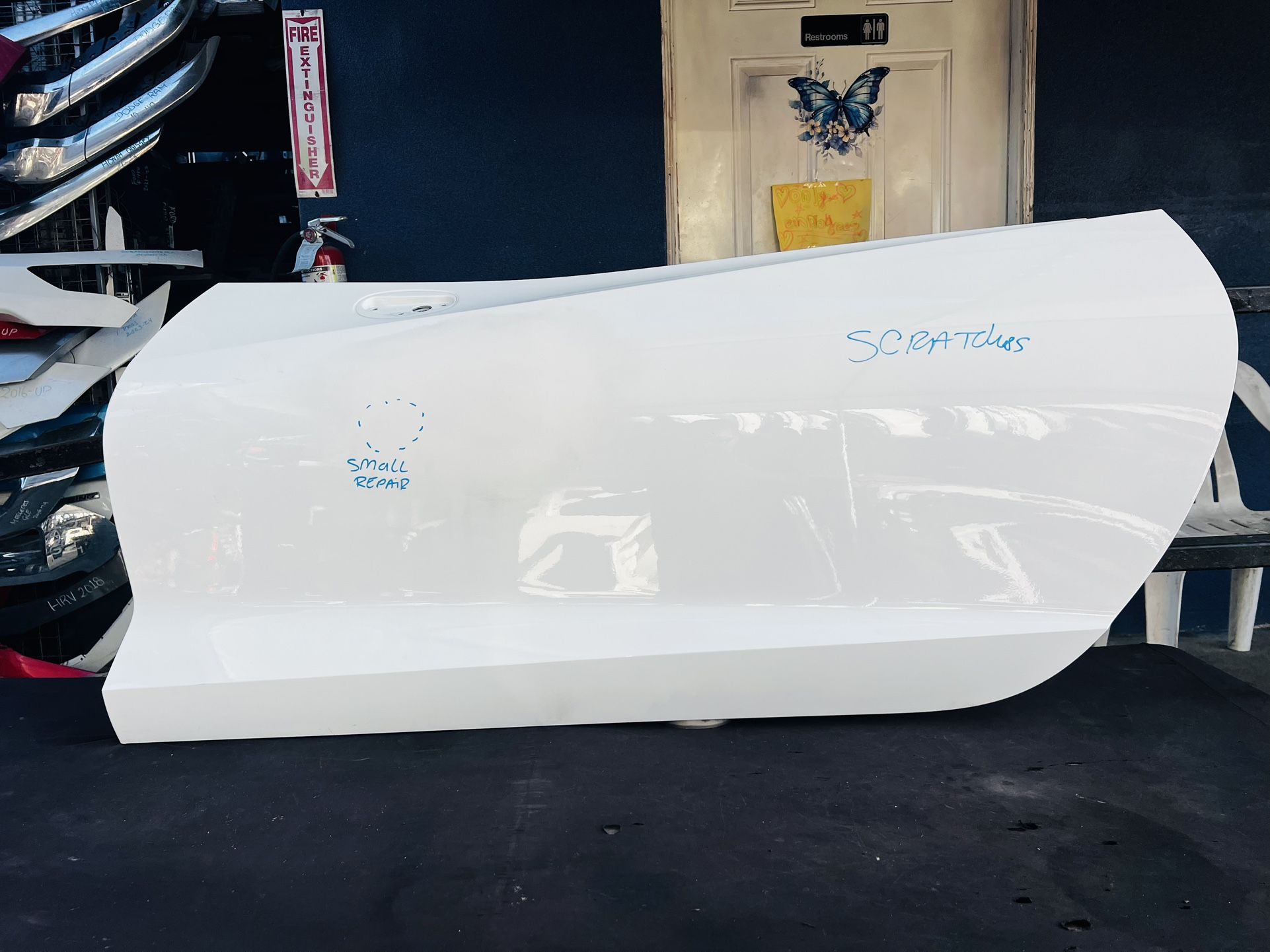 2014-2020 Chevrolet Corvette C6 Left Driver Side Front Door Oem