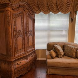 Armoire - Amazing Condition