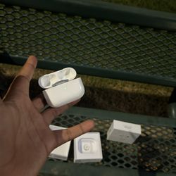 airpods airpods airpods !