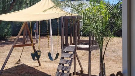 Swing set