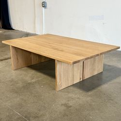 Sundays Plane Coffee Table (Oak)