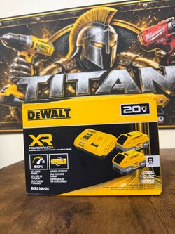 Combo Original DEWALT DCB2108-2C - 2 Baterías 20V 8Ah XR Powerpack + Cargador DCB1112