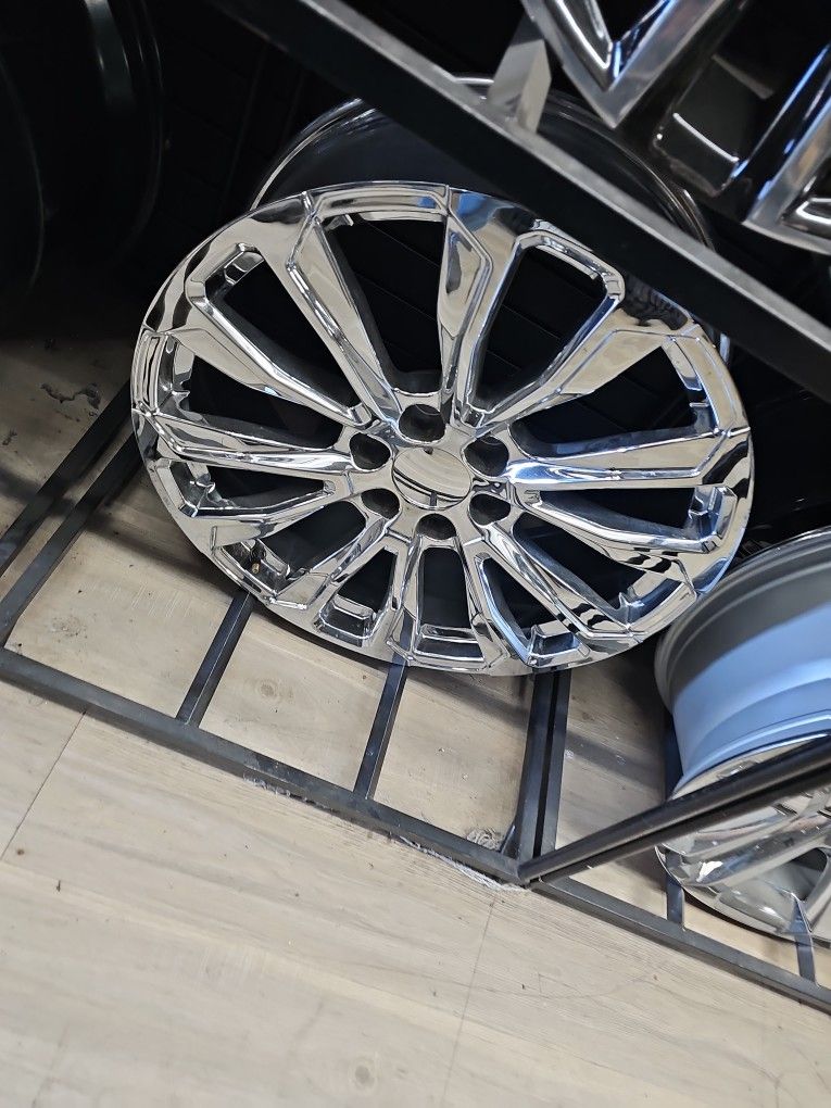 22x9 Chrome Rims 6 Lug 6x139 6x5.5 On New Tires 305 45 22 
