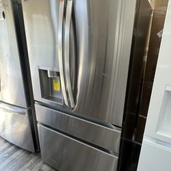 LG 29 Cu Ft Smart Standard Depth MAX French Door Refrigerator w/ Full Convert Drawer
