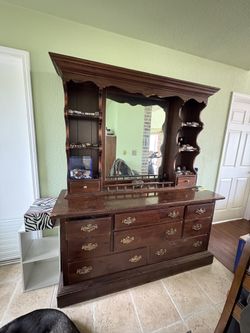 Dresser or Buffet with Hutch