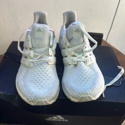 Mens Ultra Boost Adidas Size 8 