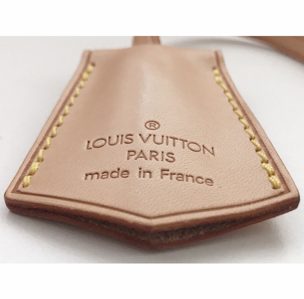 LOUIS VUITTON Vachetta Clochette Key Bell Holder W Lock 44722