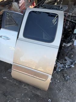 01-06 silverado/sierra rear door