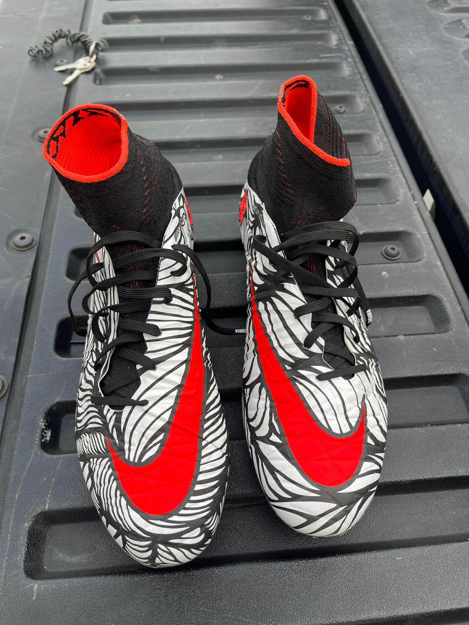 Neymar’s OG Hypervenom Phantoms 2s