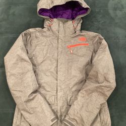 The North Face women’s jacket, SZ Medium.