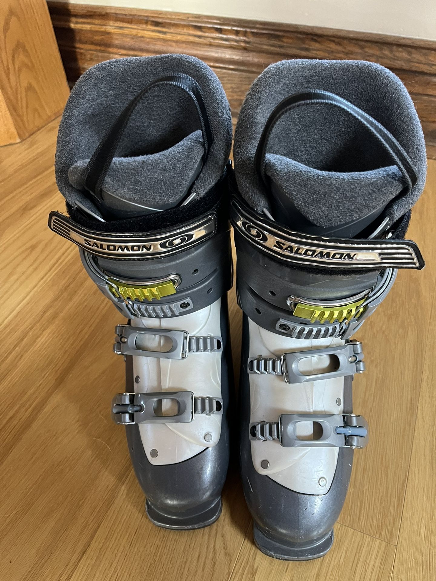 Salomon Irony Ski Boots - W26