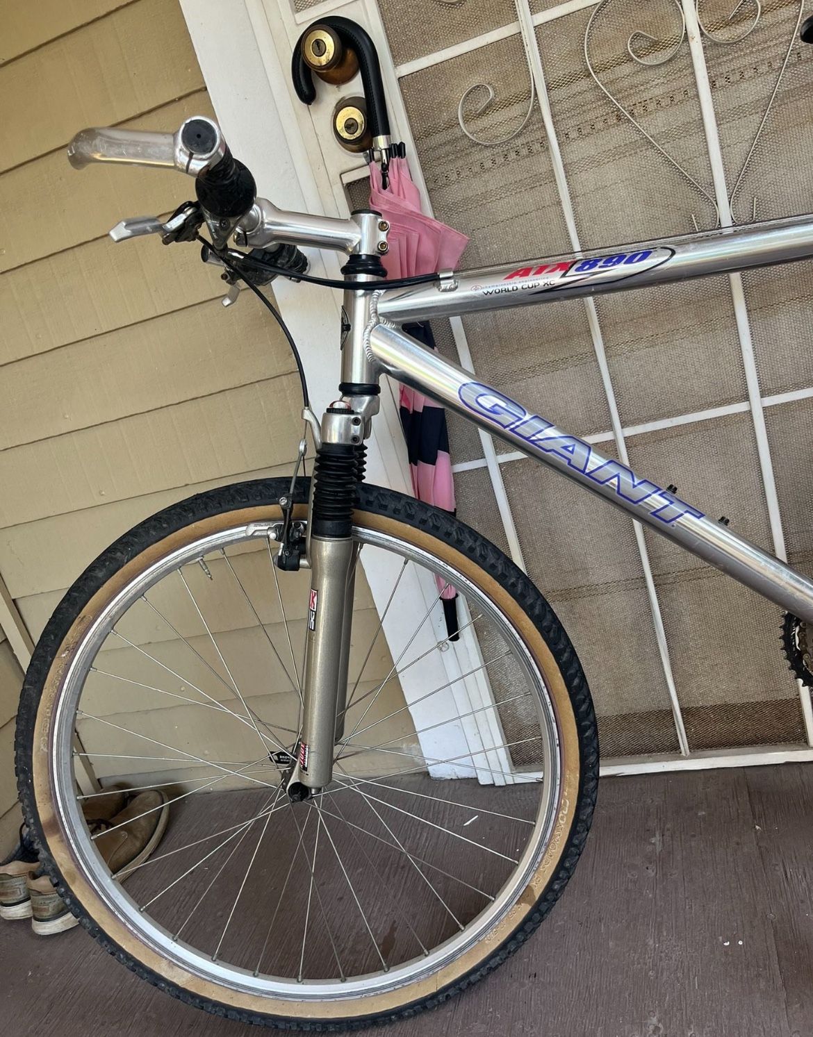 Giant ATX 890 26” Mountain Bike