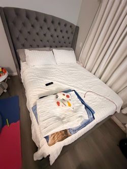 Queen bed