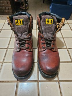 Size 11 wide Caterpillar boots