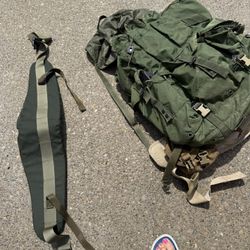 Genuine Army Backpack Vietnam Era- Great Condition 