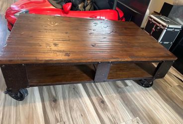 Industrial Coffee table with wheels
