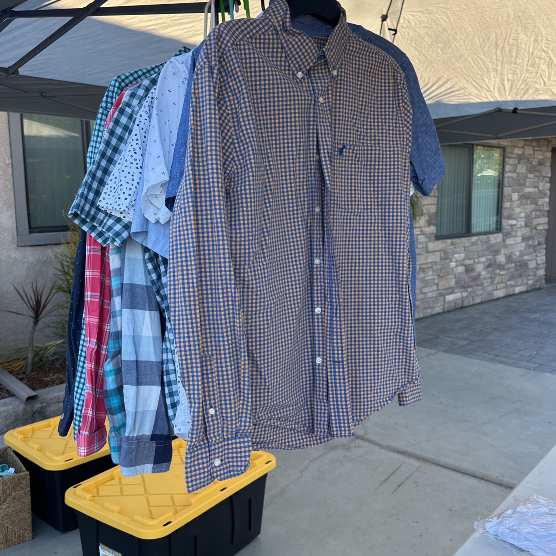 Mens American Eagles Button UPS 