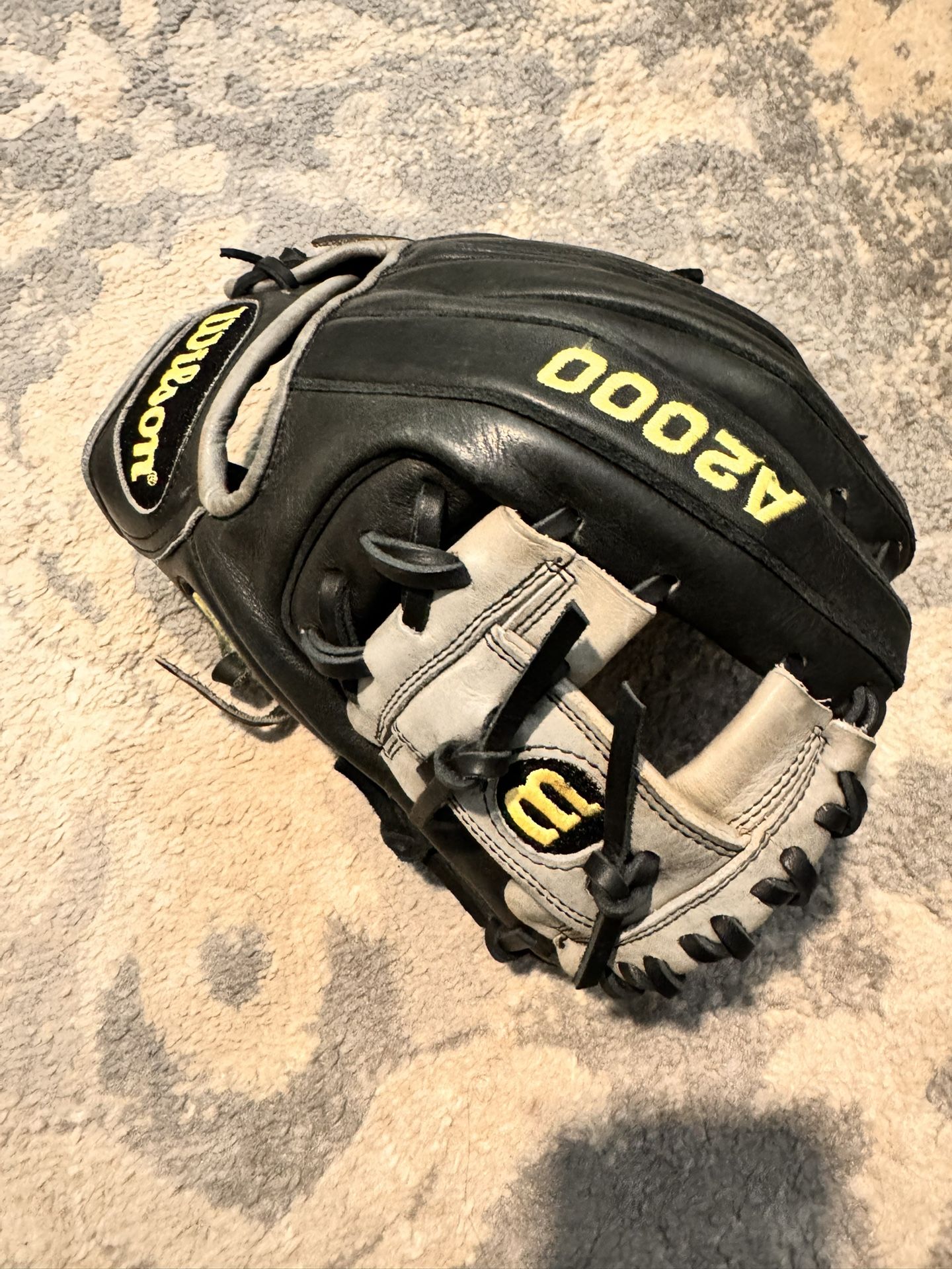 Baseball Glove 11.25in Wilson A2000