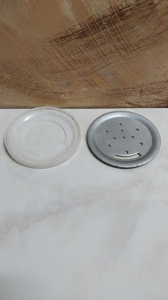 Misc Item Might Be A Drain Plate