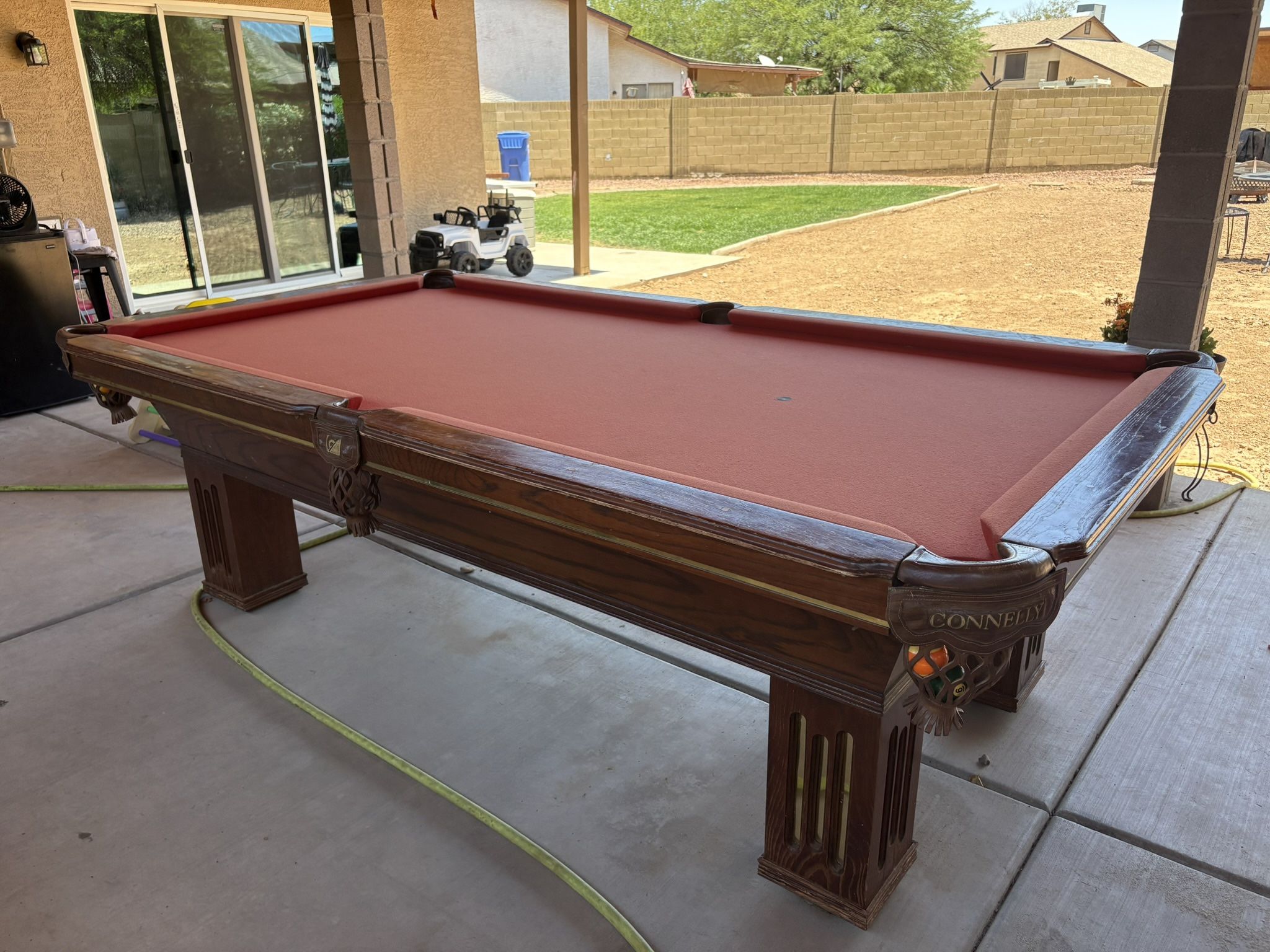 Conelly Pool Table With Balls