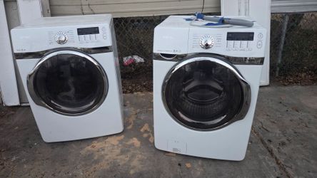 Samsung Front Load Washer & Dryer Set