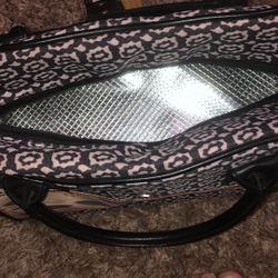 Temptations insulated lunch bag