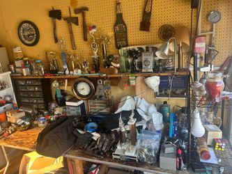 Mon 19th garage sale