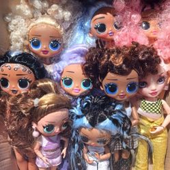 $100 OBO COLLECTION OF BRATZ DOLLS & ACCESSORIES 