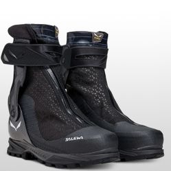 Salewa Men’s Mountaineering Boots