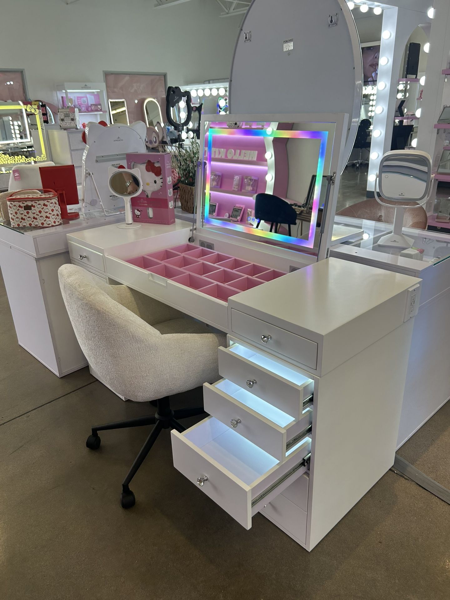 Brand New Madison Impressions Hollywood Vanity LED Mirror And Desk Set