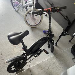 Jetson Bolt Folding Electric Ride-On Bike, Easy-Folding, Built-in Carrying Handle, Twist Throttle, Up to 15.5 MPH