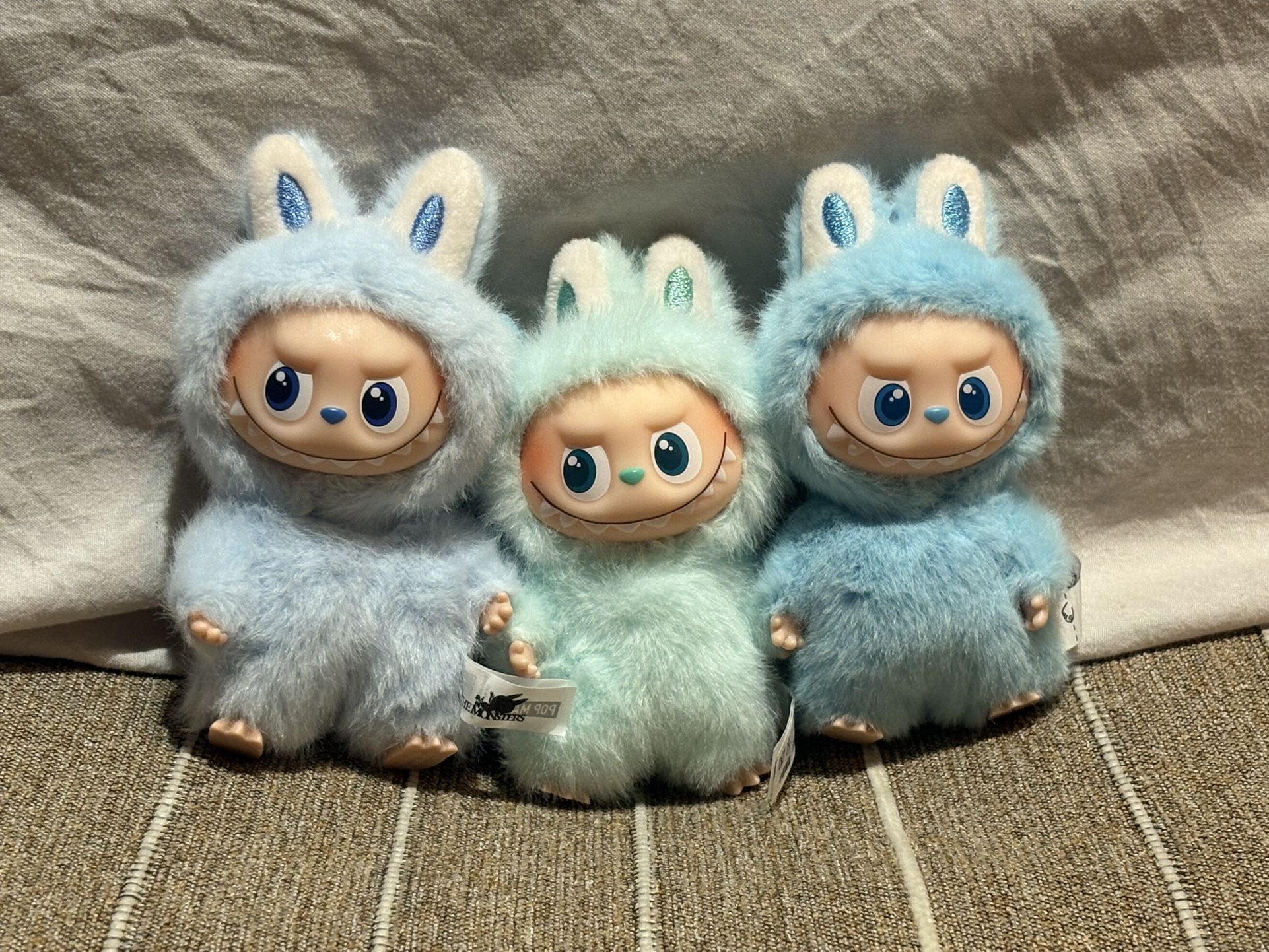 Labubu Pin For Love authentic