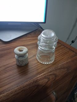 Vintage Insulators (Glass / Ceramic)