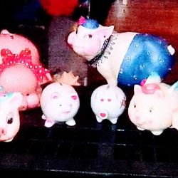 Lot of *12 Piggy "Pig" Banks ( Porcelain & Carnival Glass )