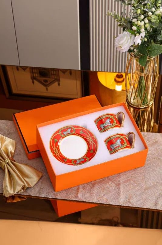 Hermes Stallion Series 2 Cups and 2 Dishes Gift Set|New Unopened|High-end Collection for Gift-giving