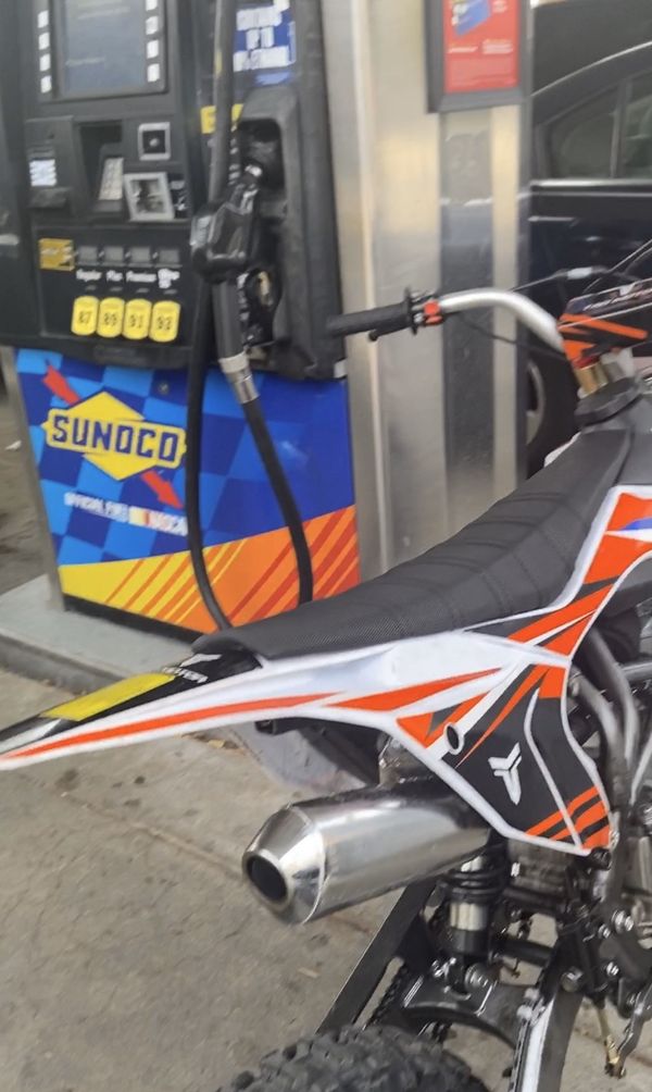 Dirt bike