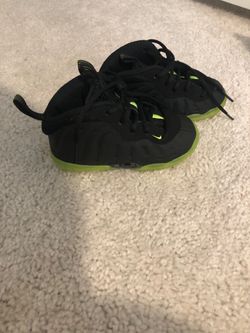 Toddler’s Nike Air Foamposite
