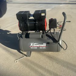 Compressor 7.0 Gallo  2.0 HP In New Condition 