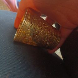 Antique Gold Embossed Thimble 